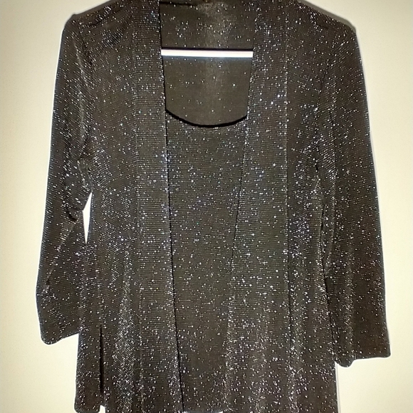 Onyx Nite Black & Silver Top Size Small - Picture 1 of 7